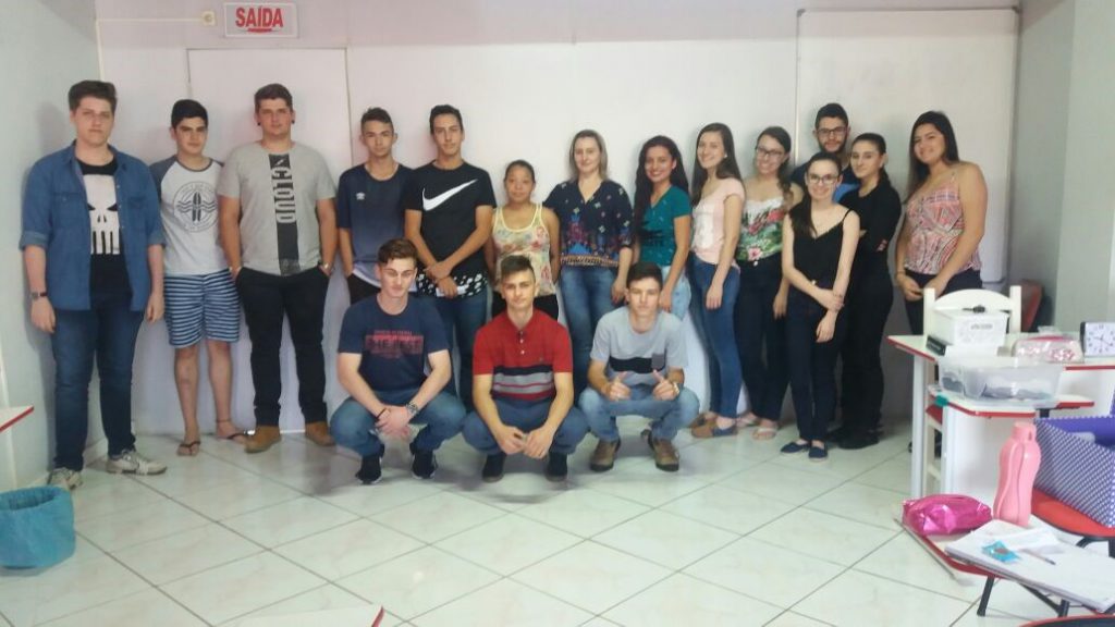 CIEE São Lourenço do Oeste recebe técnica em Segurança do Trabalho para palestra