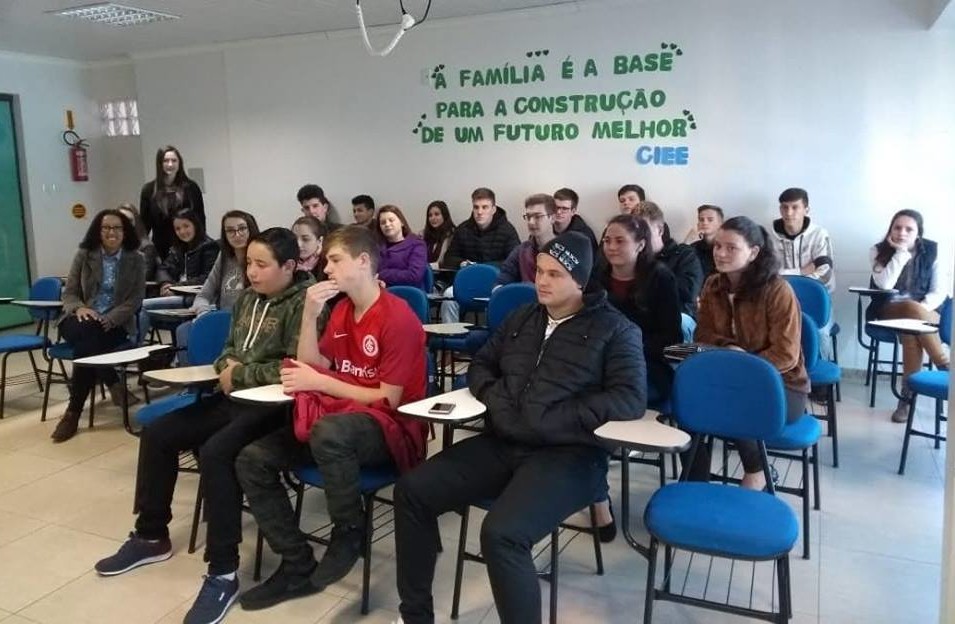 CIEE São Miguel do Oeste realiza terceiro encontro dos aprendizes EAD
