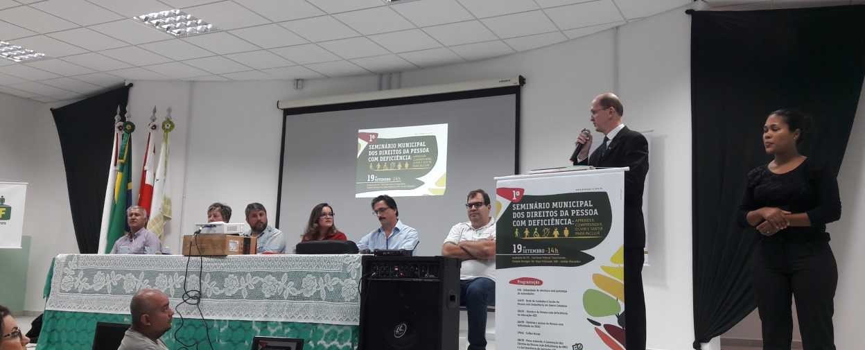 CIEE Brusque participa do 1º Seminário Municipal dos Direitos da Pessoa com Deficiência