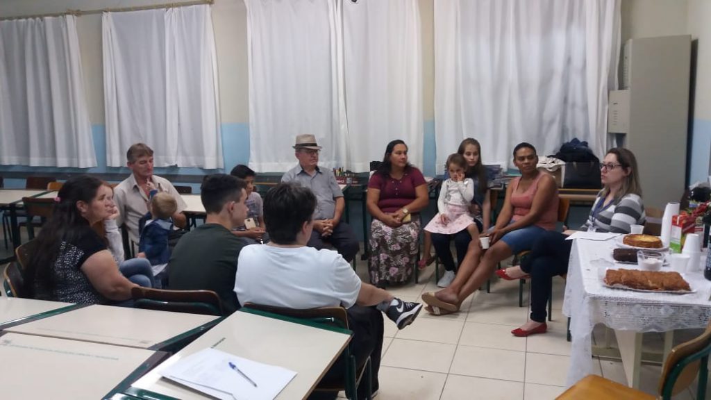 Filhos conectados x Pais embolados é tema de Encontro de Famílias em Ibirama