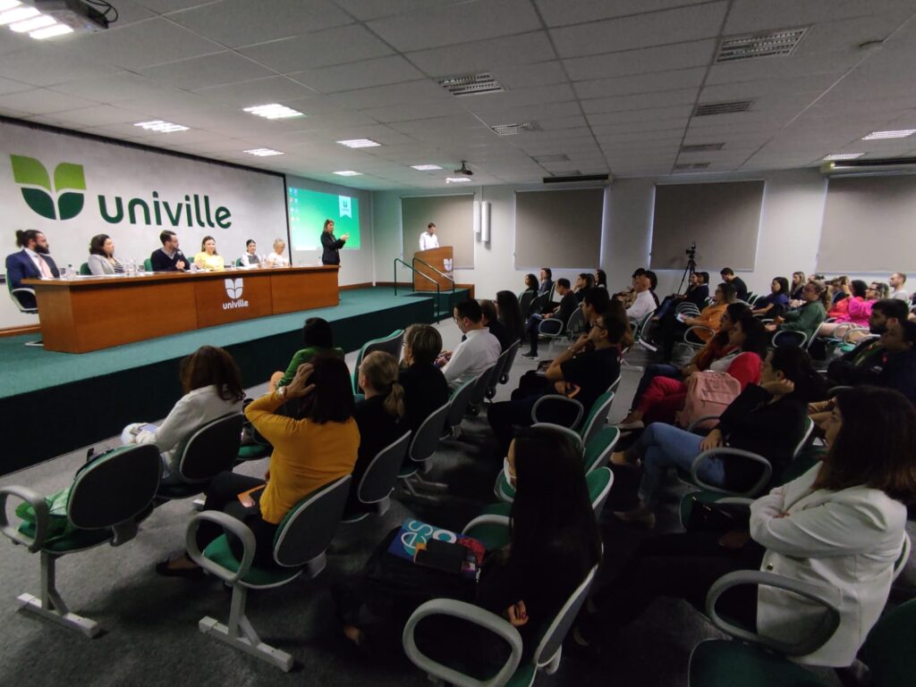 Programa “Trabalhando Juntos”, do MPSC, é apresentado para entidades e empresários em Joinville