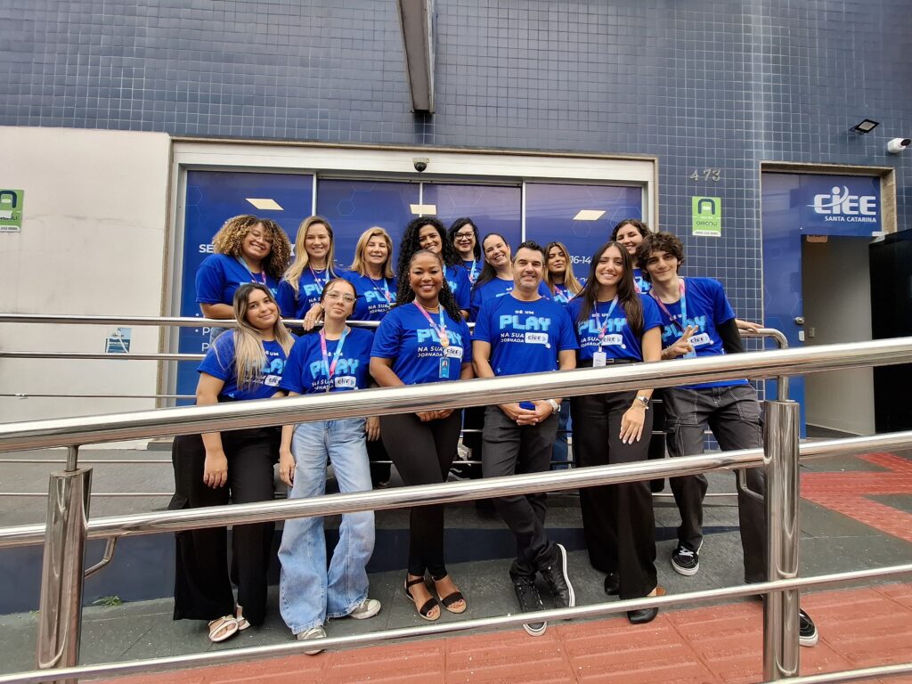 Feirão de Estágios mobiliza jovens em Florianópolis